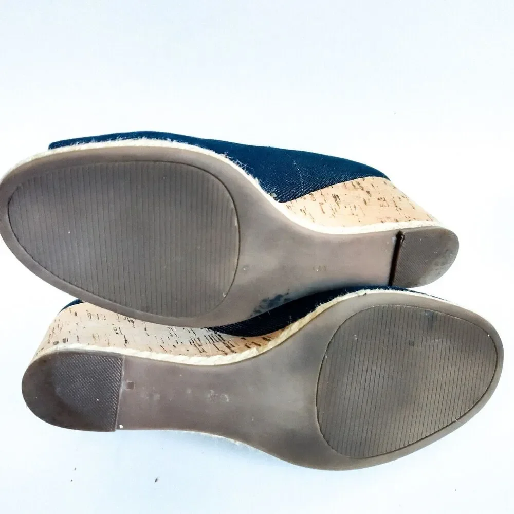 Kelly & Katie wedge coquette